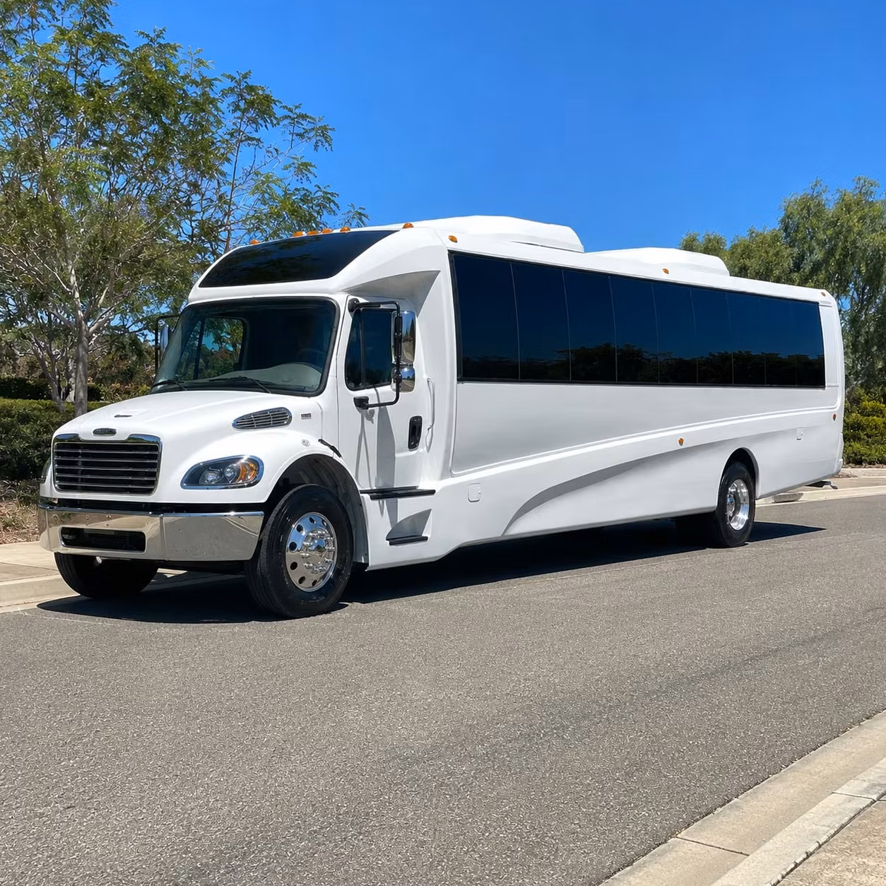 corona 35 passenger minibus rental